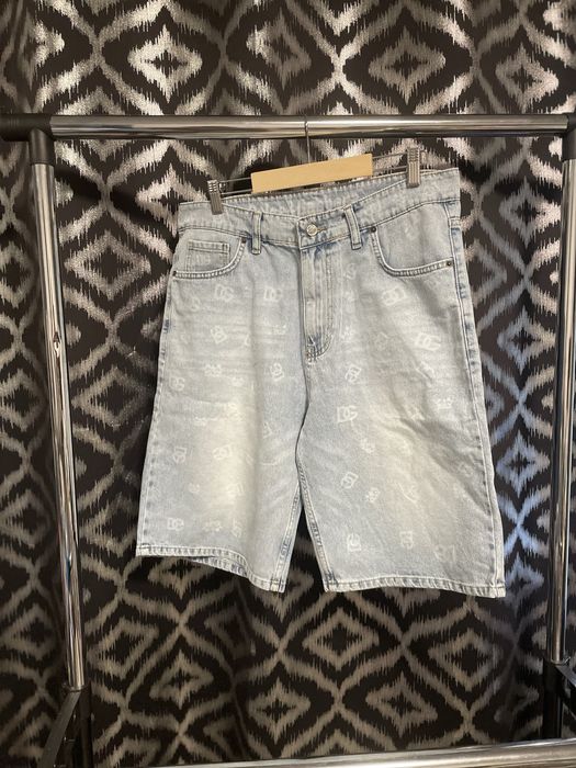 Pantaloni scurti universali