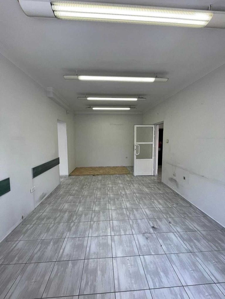 Продава се Тристаен апартамент в Стара Загора, Център - 75 кв.м за 1080 €/кв.м - Снимка #4