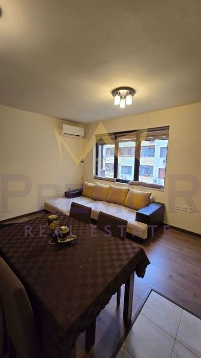 Дава се под наем Двустаен апартамент в Варна, Център - 57 кв.м за 459 € - Снимка #1