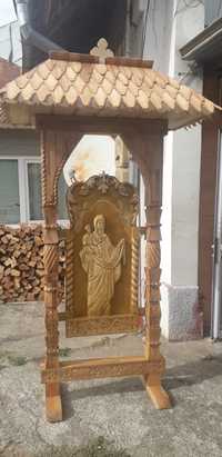 Troita  sculptata manual in lemn de stejar
