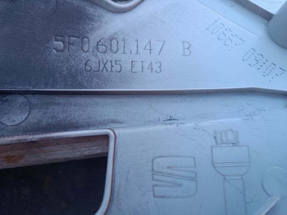 Оригинални тасове Seat 15 цола