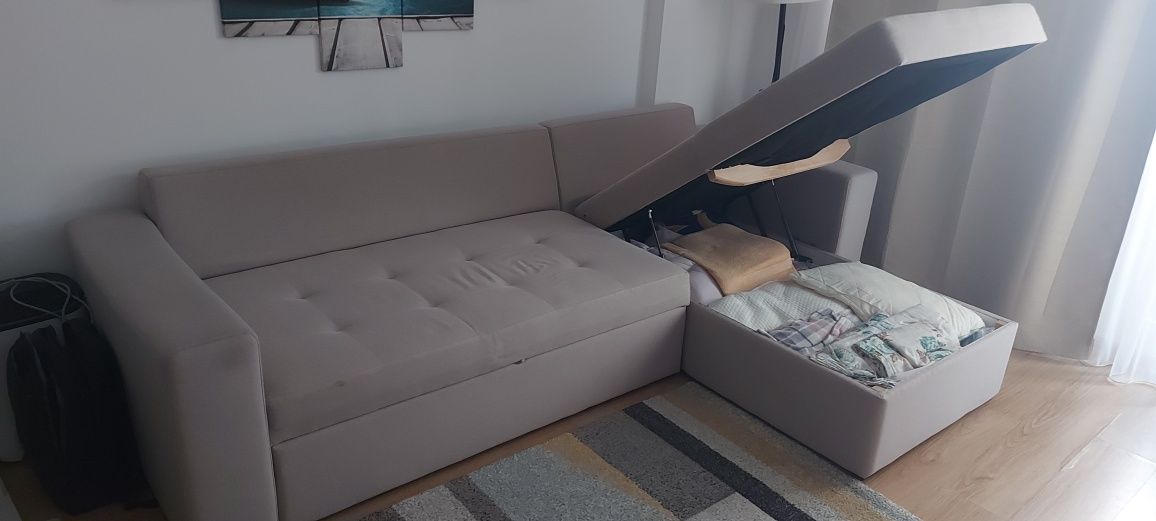 Canapea extensibila (270cm) cu picior (150 cm)