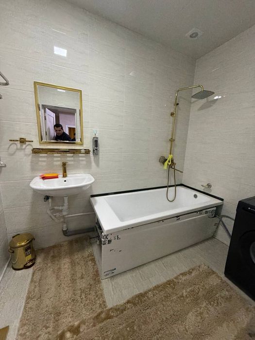 Чиланзар-14  3/2/8  Новастройка  с мебелью и техникой  90 м2