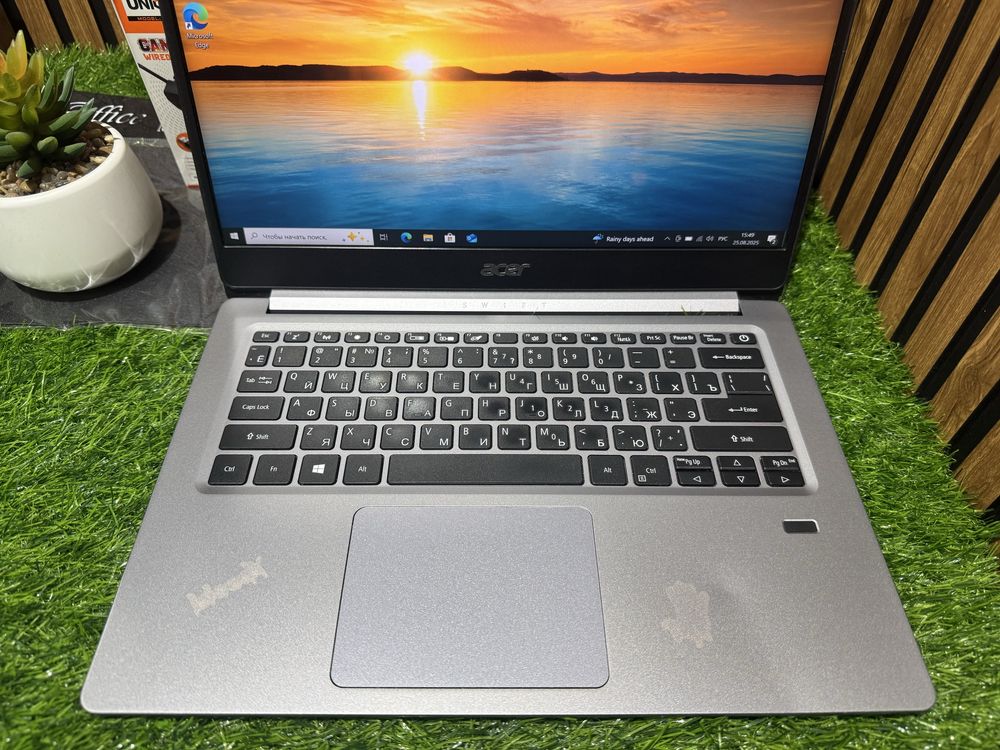 Ультрабук Acer Swift 3 Celeron N4020/4GB/SSD128GB/UHD Graphics
