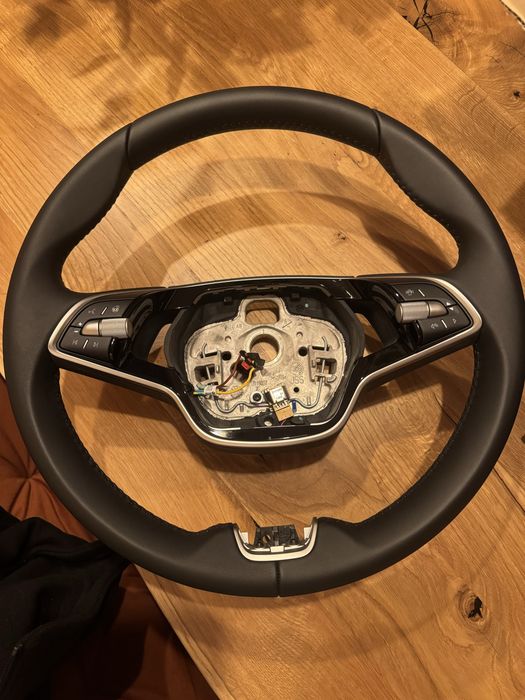 Volan Skoda Octavia 4