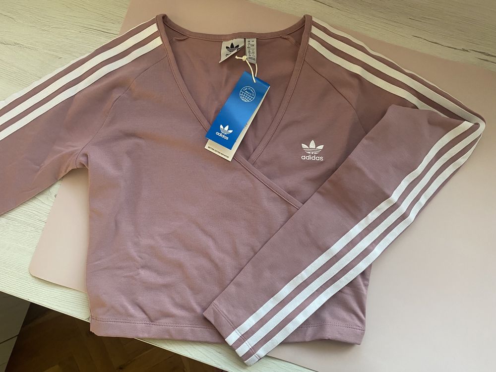 Блузка на Adidas