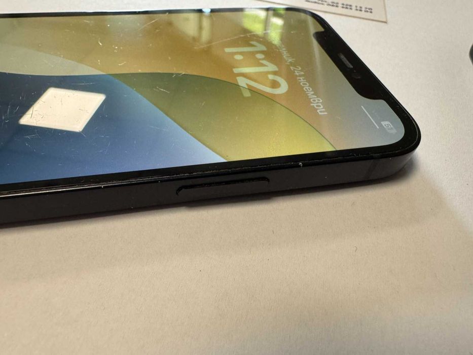 Iphone 12 64GB battery health 78%