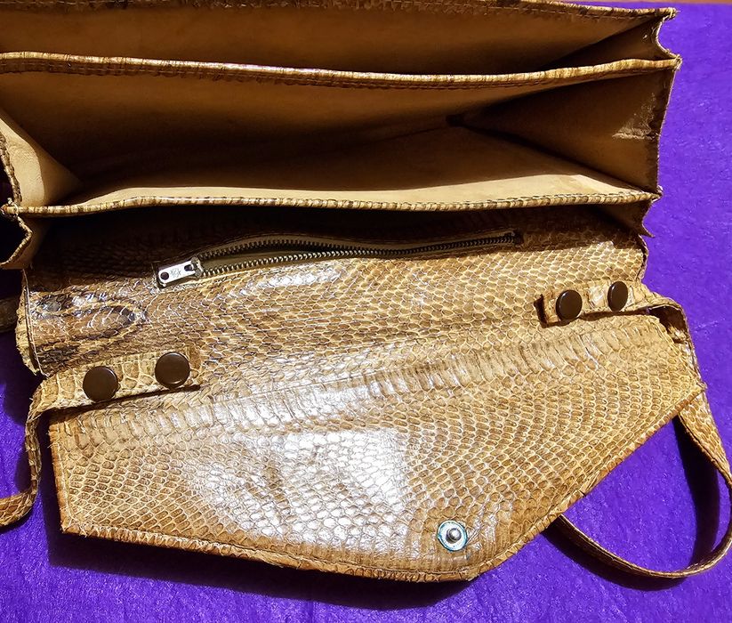 Geanta lux Gucci vintage din piele de sarpe
