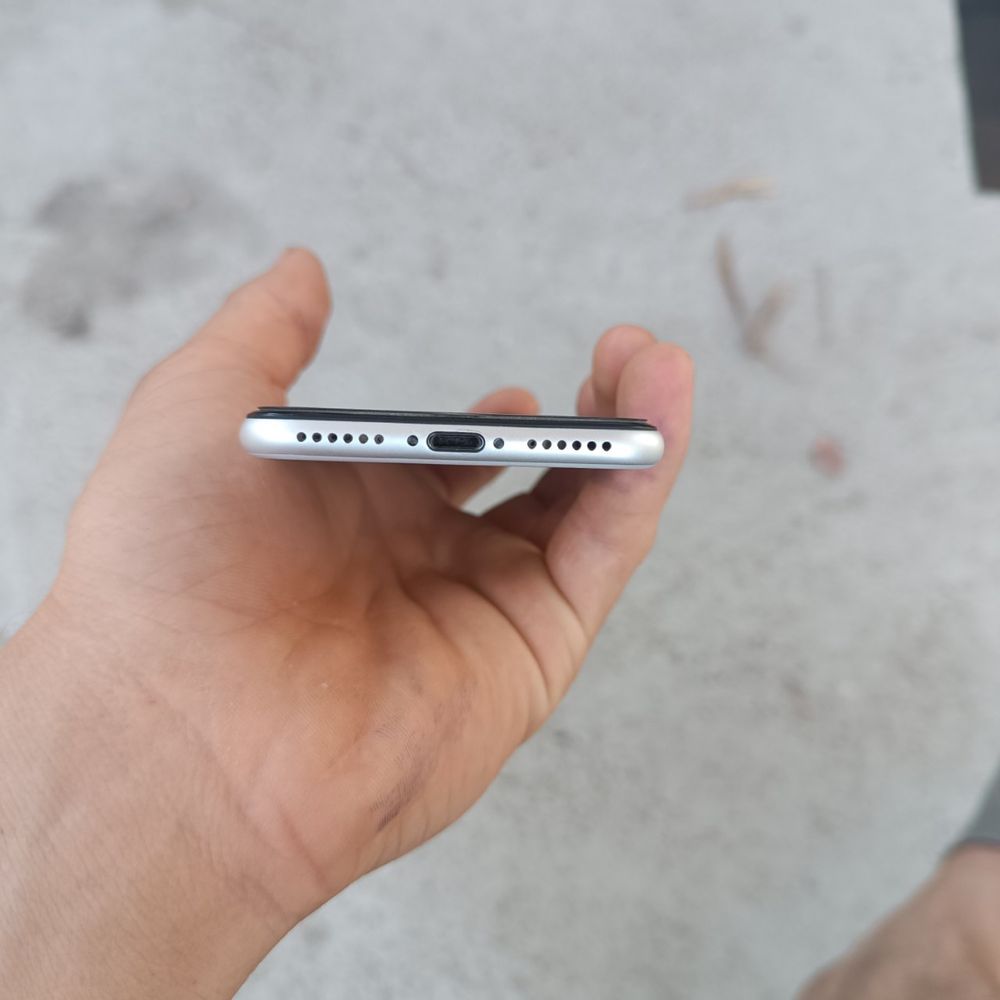 Iphone 7  omedigonla bezovta qimanglar