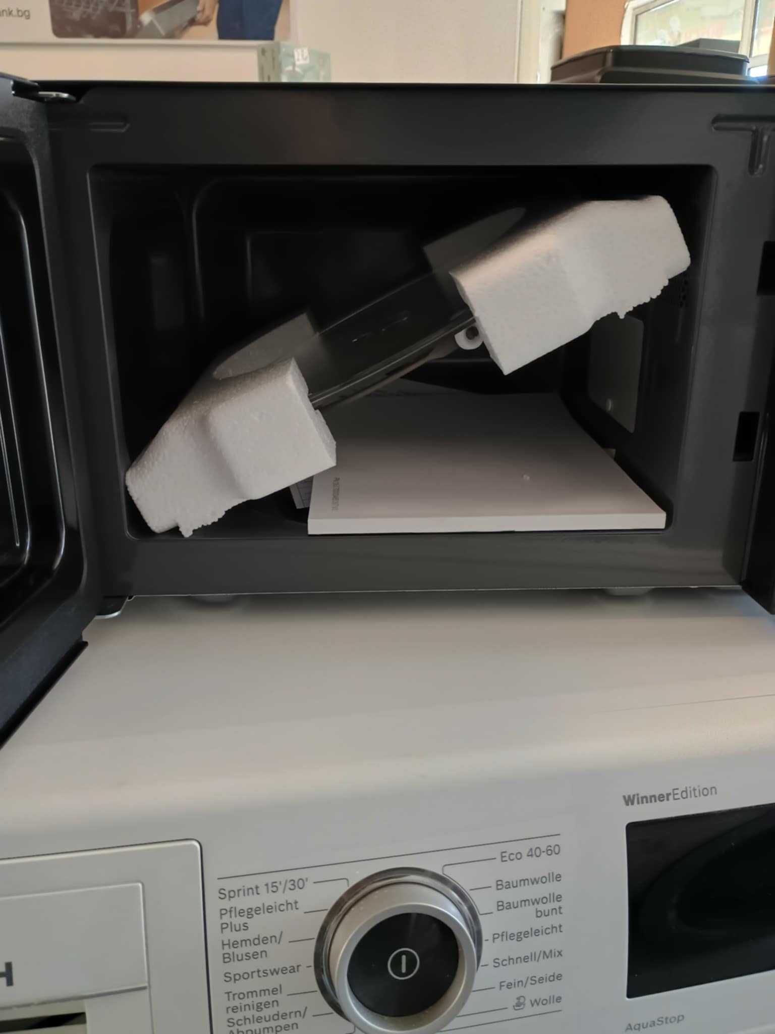 Чисто нова Микровълнова печка Samsung 20 л 700 W