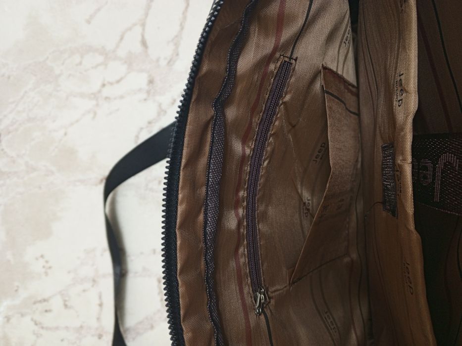 Портфель кожаный, для ноутбука и документов