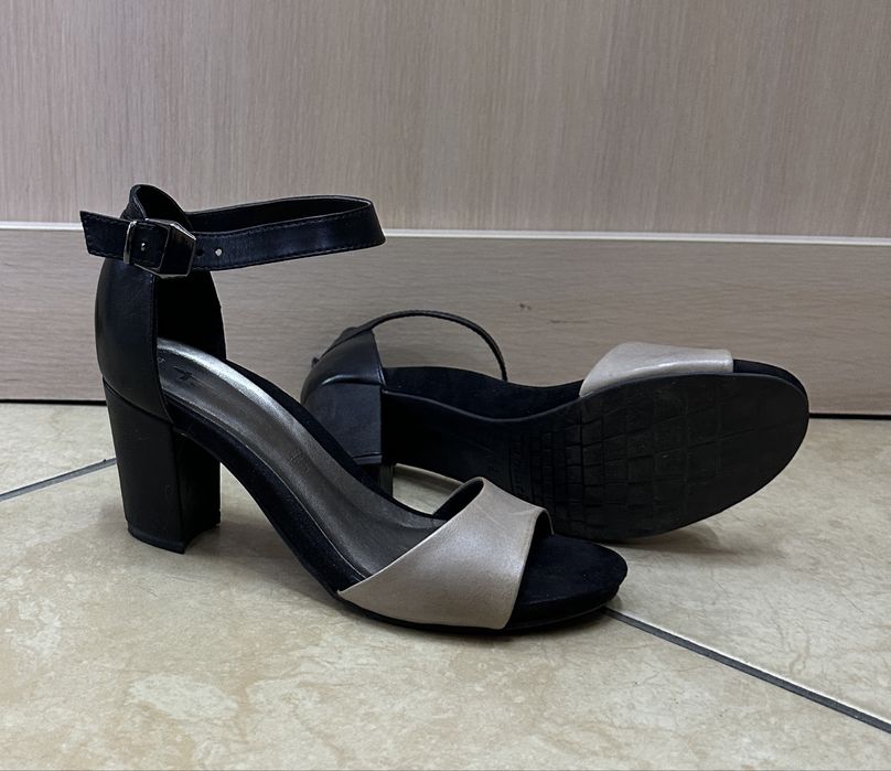 Продам босоножки из натуральной кожи