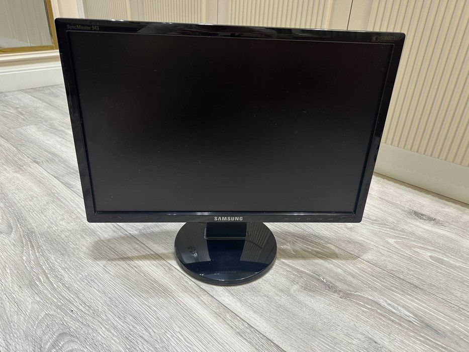 Продам монитор Samsung SyncMaster 943NWX 19 дюймов