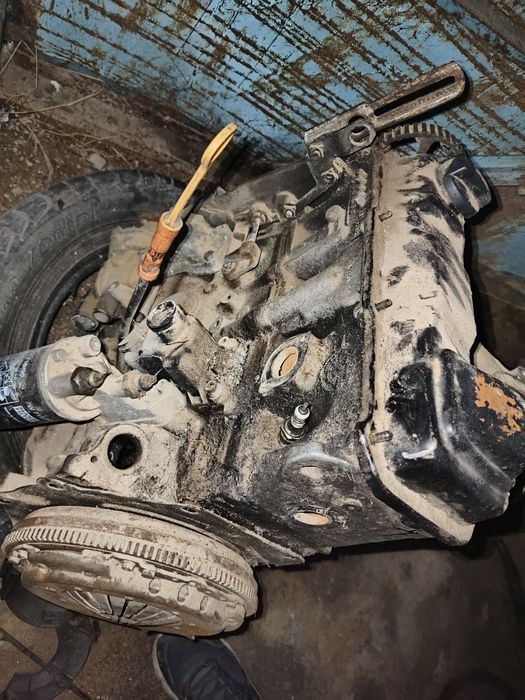 Двигатель пассат 1,8