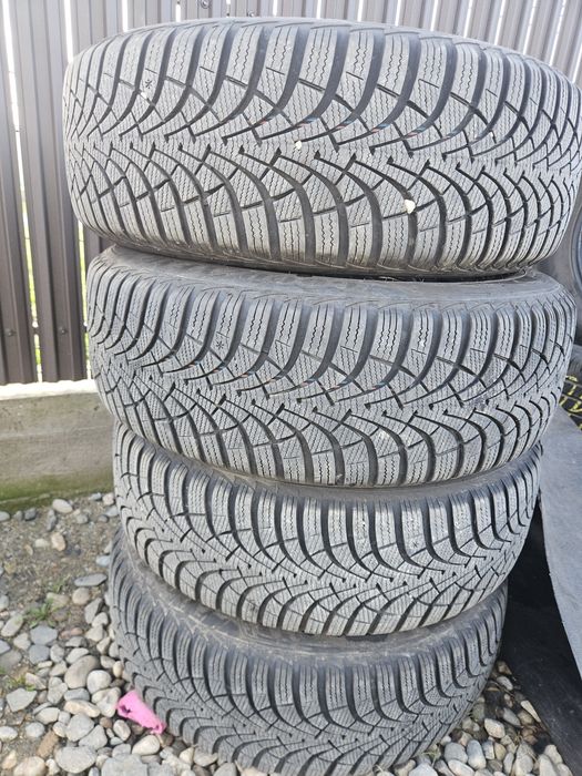 Jante +cauciucuri 205 60 16captur si cauciucuri duster 215 65 16