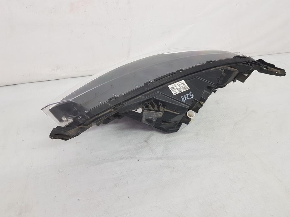 Far dreapta Full Led Renault Arkana dupa 2021