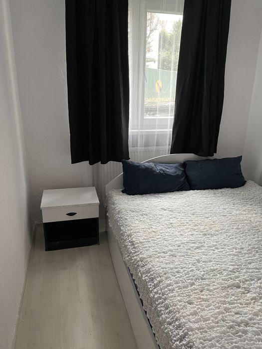 Vand Apartament 3 Camere Renovat ,  Utilat la cheie !!!