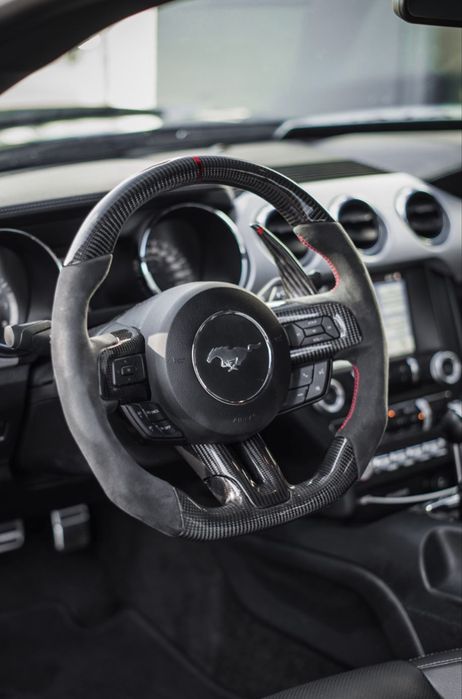 Volan FORD MUSTANG carbon custom | padele alcantara fibra de carbon