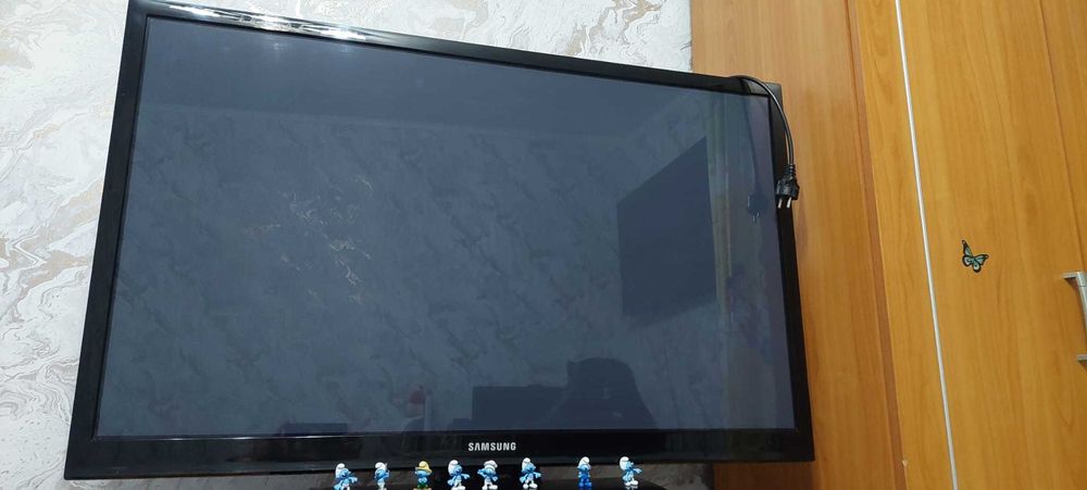 Vand tv samsung diagonala 108 cm