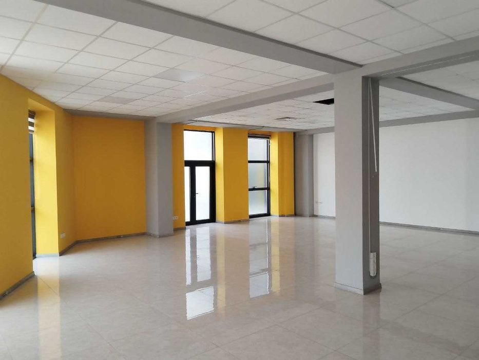 Помещение в Бизнес центре (на 2 этаже) West Minster  900 кв.м