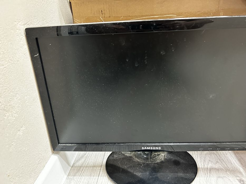 Продам монитор самсунг