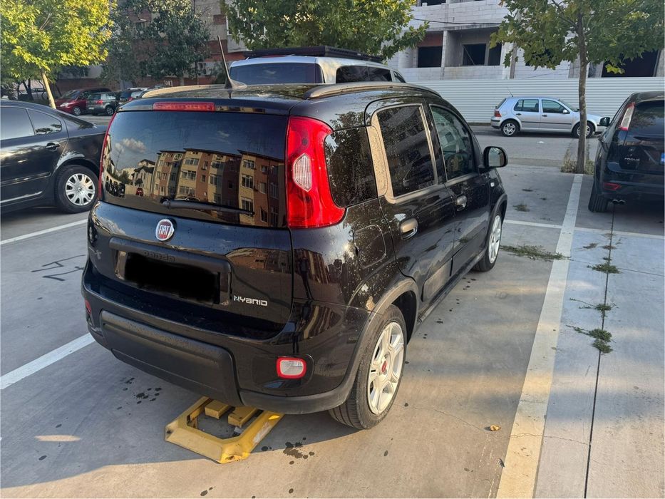 Fiat Panda 2023 Hibrida. 27000 km