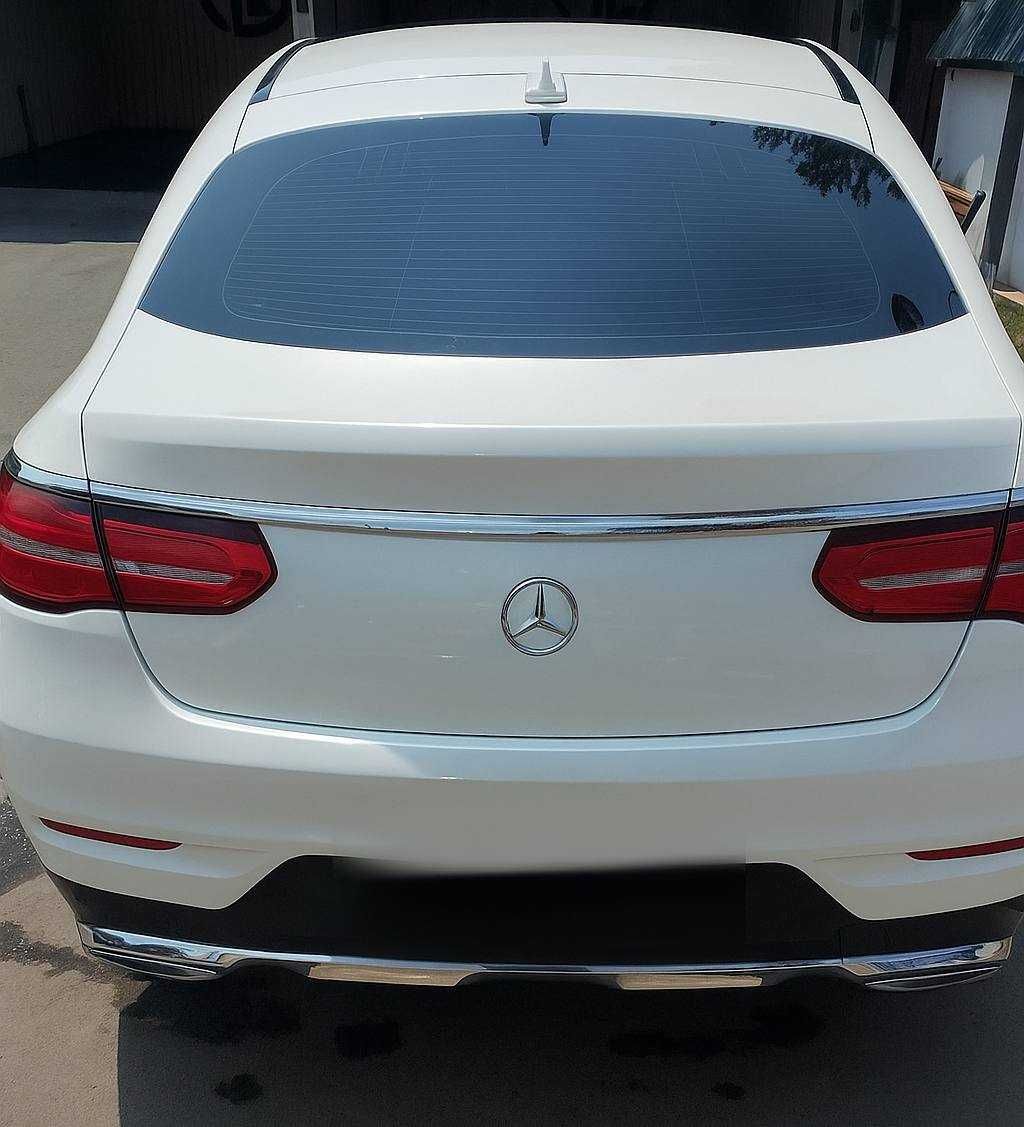 Mercedes-Benz 400 (купе-кроссовер)