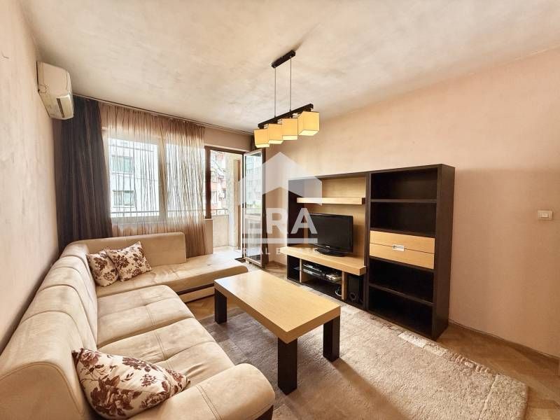 Дава се под наем Двустаен апартамент в София, Красно село - 70 кв.м за 700 € - Снимка #4