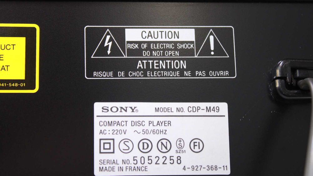 Cd player Sony CDP-M49,midi,telecomanda.