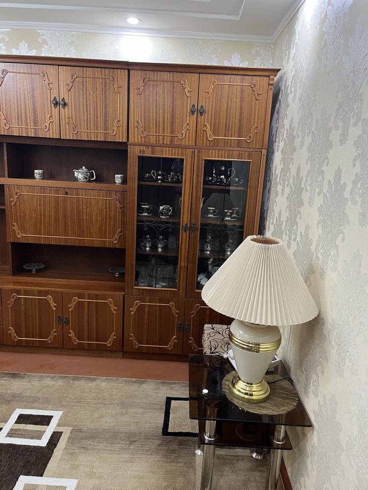 Квартира своя, 65 м2. С ремонтом.