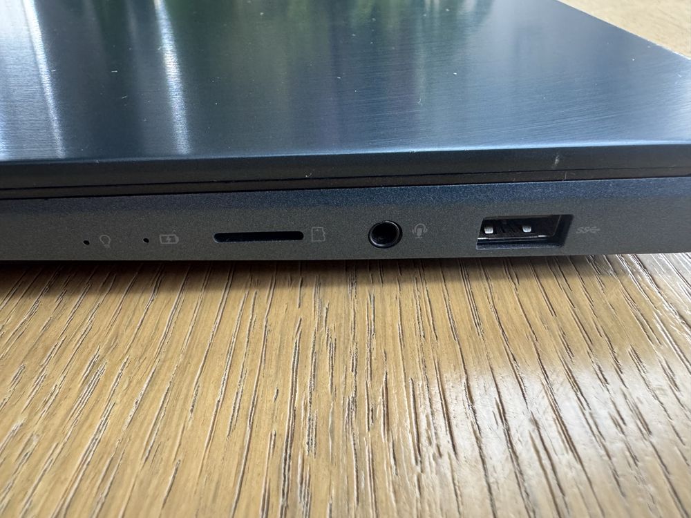Asus Zenbook Duo 14/Intel core i7-10510U/Nvidia GeForce MX250