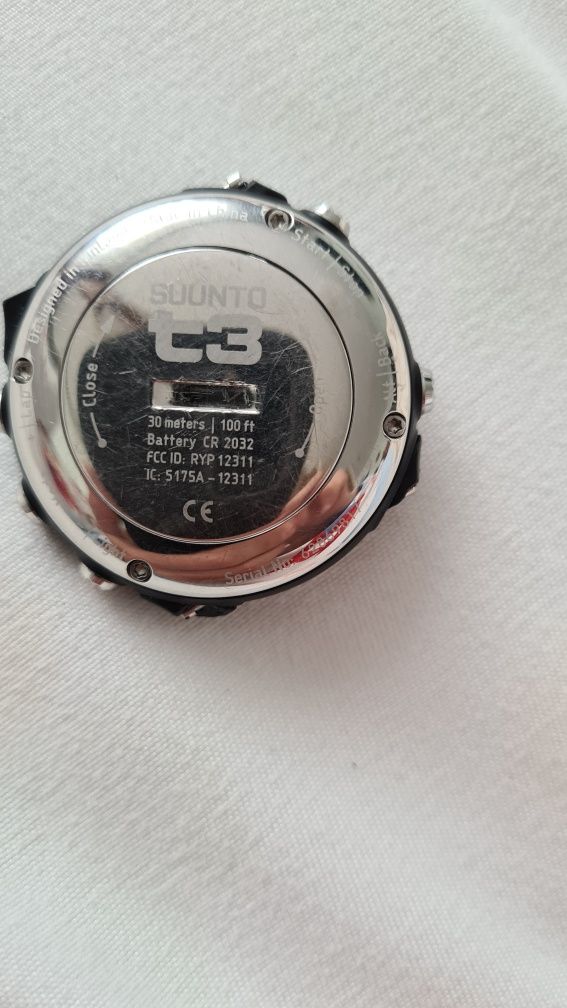 Vând ceas Suunto T3