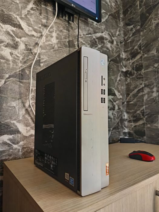 Intel Pentium Silver J5005 1.50 GHz, 8 GB RAM și Hard 1 TB.