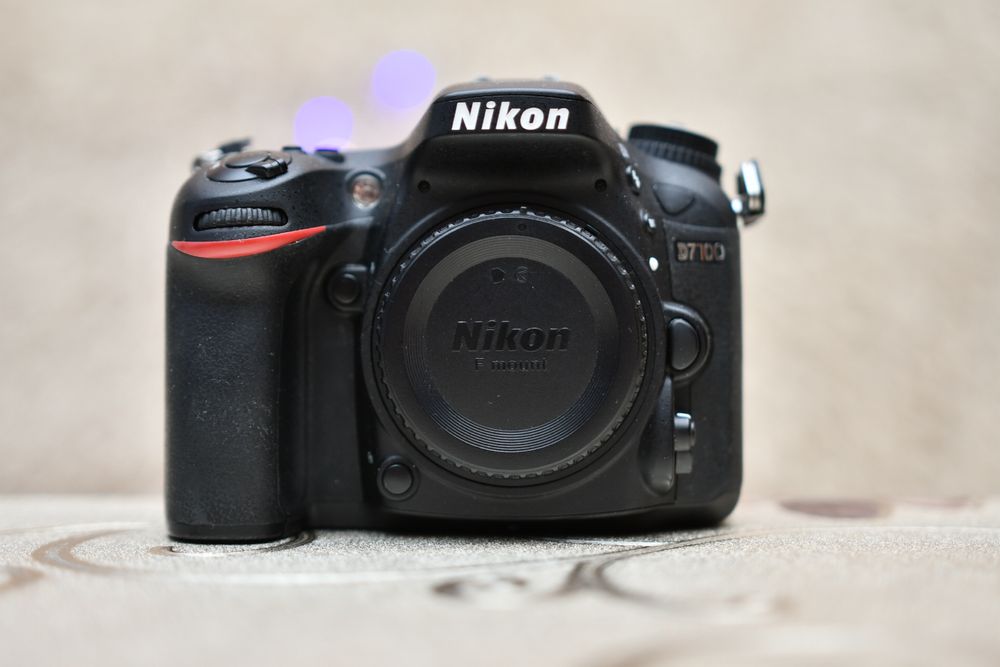 Nikon D7100 тяло