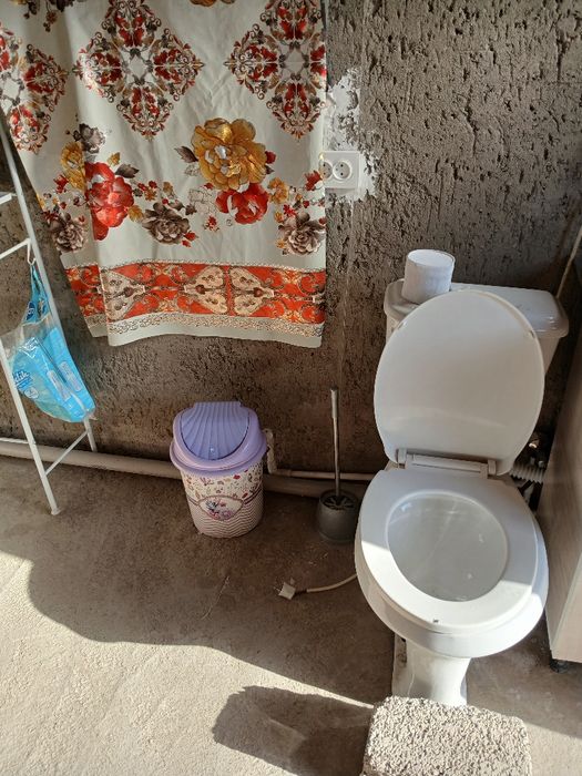 Ijaraga hovli uy 4 chi mik.rayon