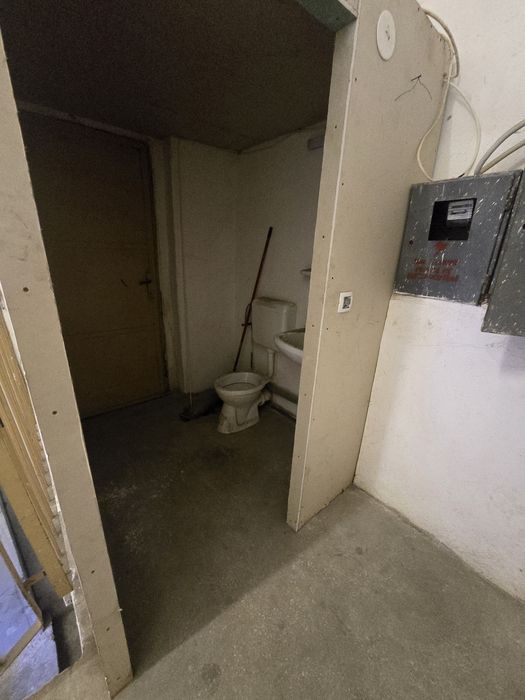 De vanzare Depozit spațios 190 mp cu utilități calea aradului Timișoar