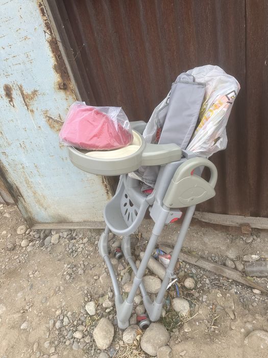 Продам детский столик