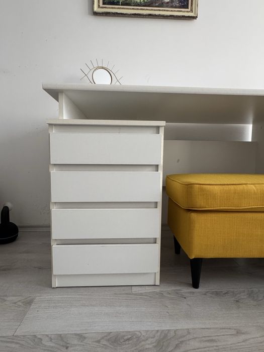 Бюро 60x120 4 чекмеджета бяло