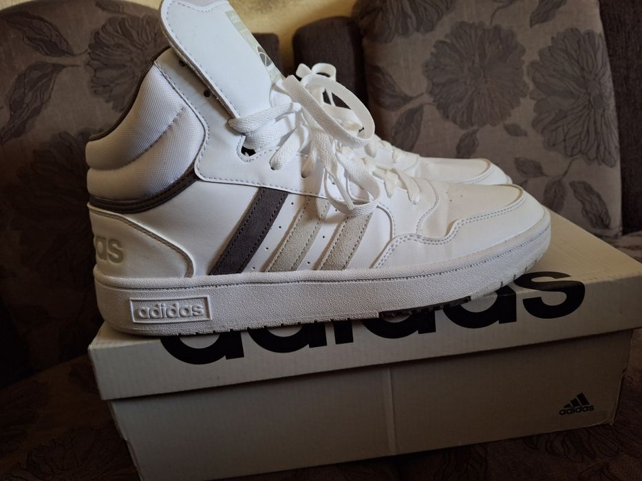 Кецове Adidas hoops 3.0 MID