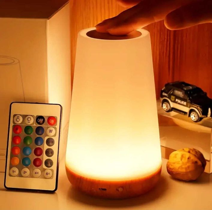 LED лампа RGB с дистанционно управление