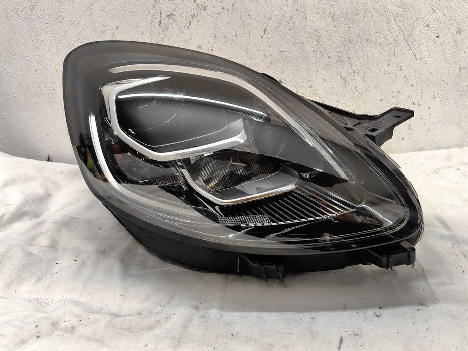 Оригинален фар Форд Пума  Ford Puma Led