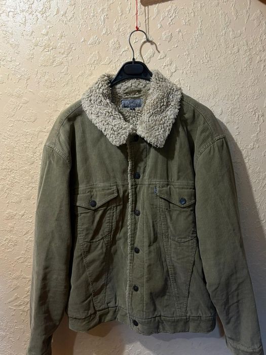 Продам мужскую куртку