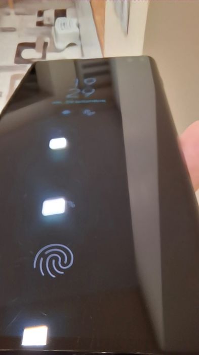 Samsung Galaxy S10 plus Black 128 giga/8 giga RAM