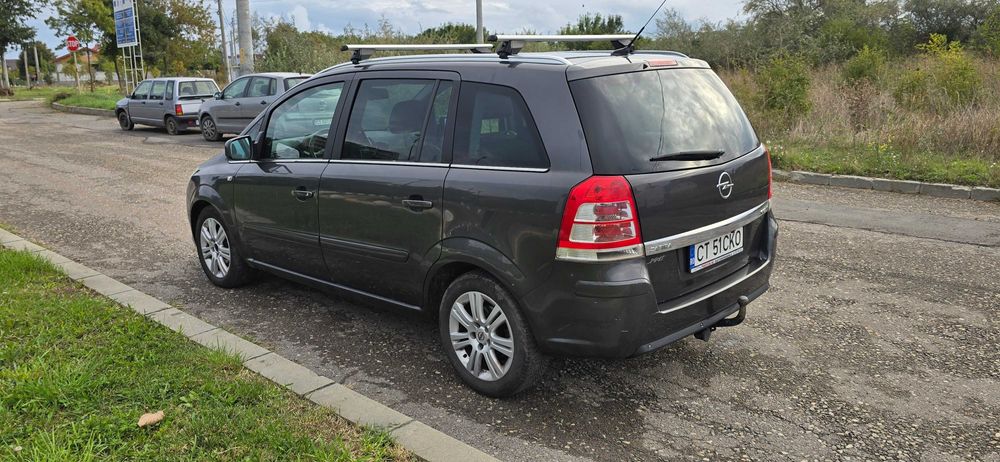 Opel Zafira 2010 1.7cdti 7 locuri