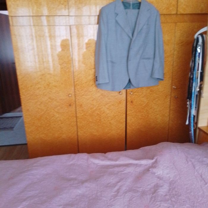 Мъжки костюм без забележки