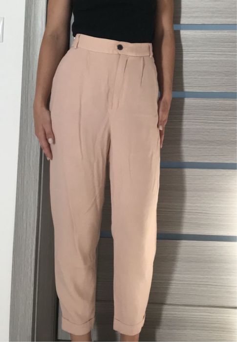 Pantaloni roz pudrat Zara, mărimea XS