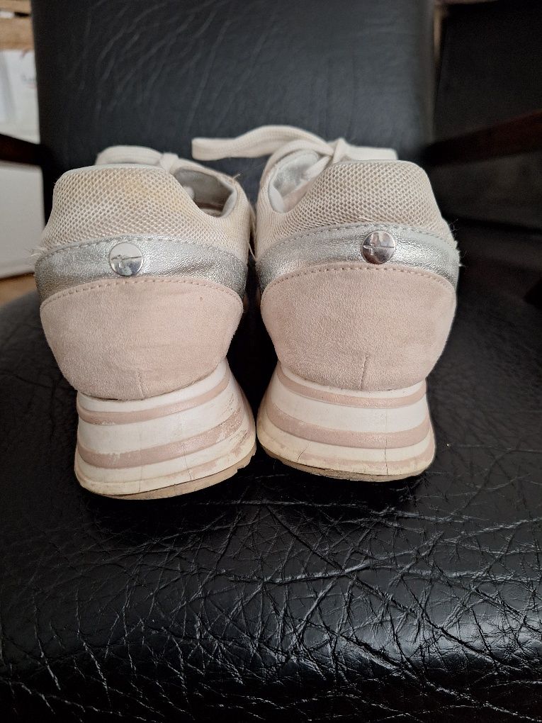 маратонки ,бели, Calvin klein ,Tamaris,  ПОДАРЪК шапка,