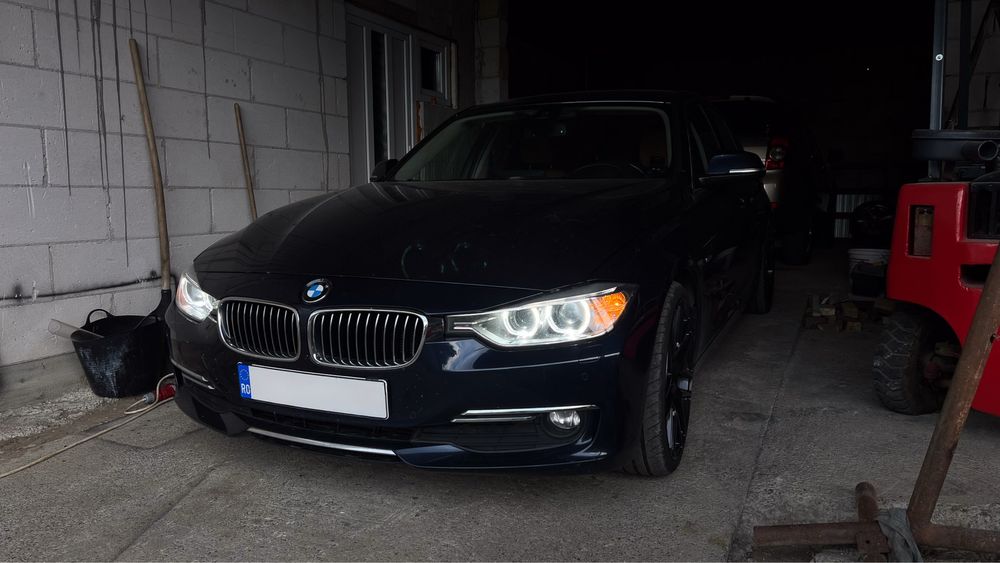 BMW F30 320d Luxury Line / HUD / Harman / Navi Pro / Manuală