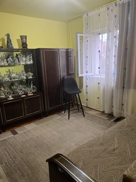 Vând apartament 2 camere