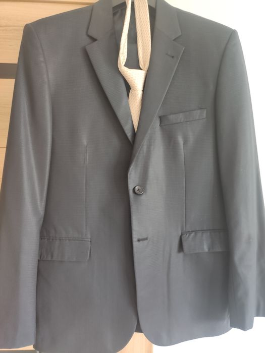 Костюм брючный 50-52 размер